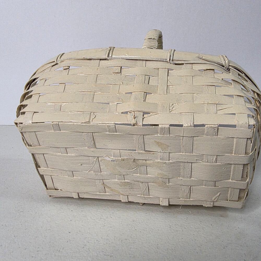 Vintage Cream Shabby Chic Woven Gathering Basket White Splint Wood Reed Handle - Picture 5 of 8